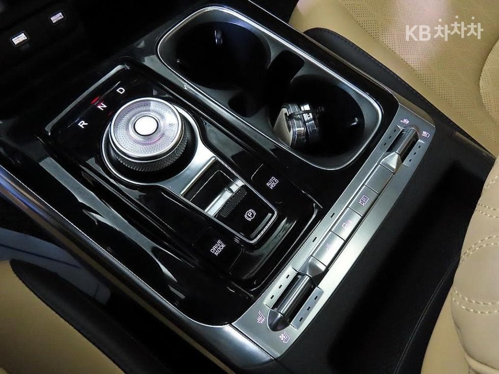 Kia Carnival 4th generationG3.5 GDI 9-seater Noblesse - 13