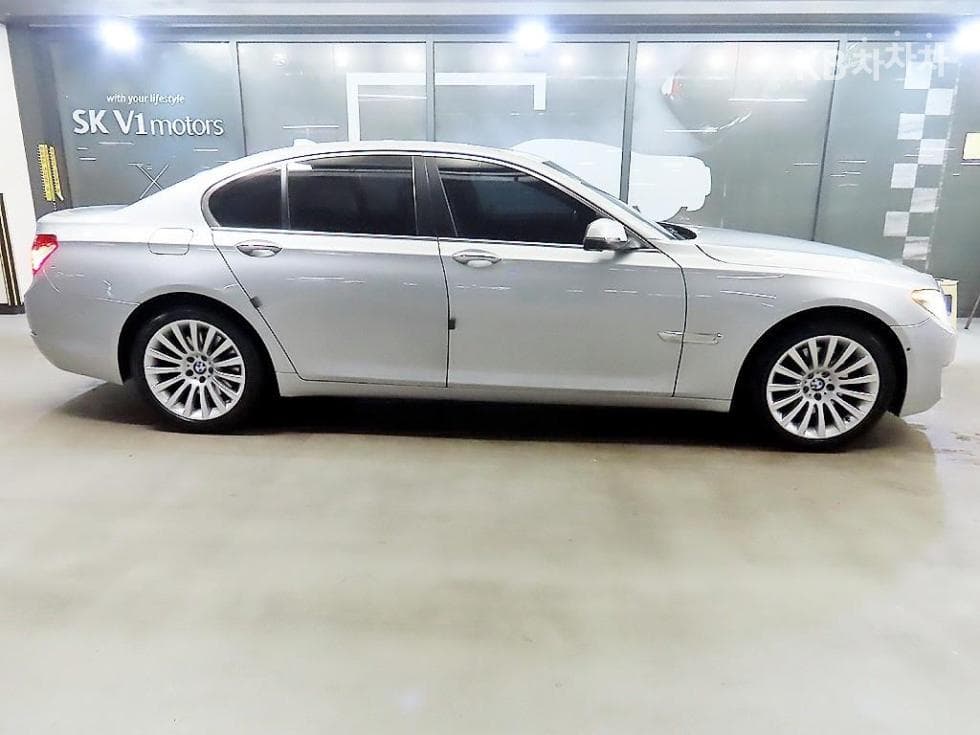 BMW Нов7시리즈730d xDrive F01 - 3