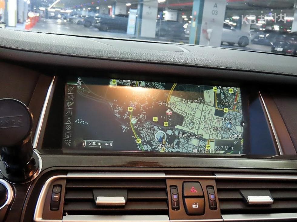 BMW Нов7시리즈730d xDrive F01 - 13