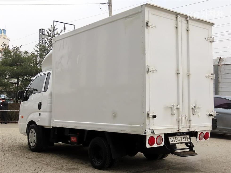 Kia Bongo 3 (light truck)1 Ton Box Truck King Cab 하이Top (Cargo) - 3