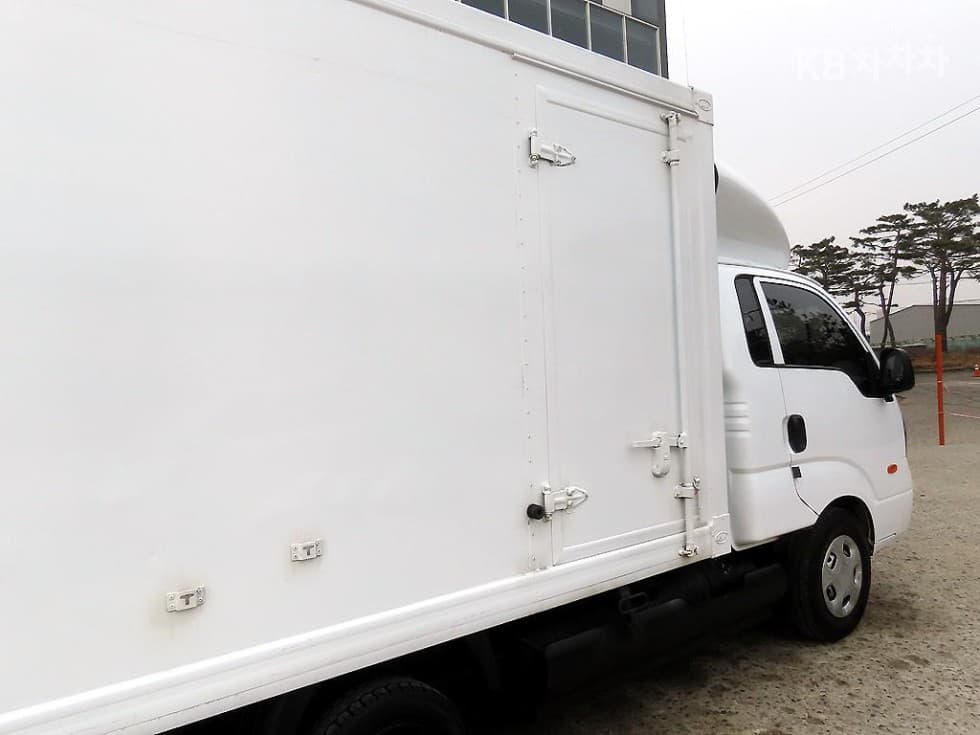 Kia Bongo 3 (light truck)1 Ton Box Truck King Cab 하이Top (Cargo) - 5