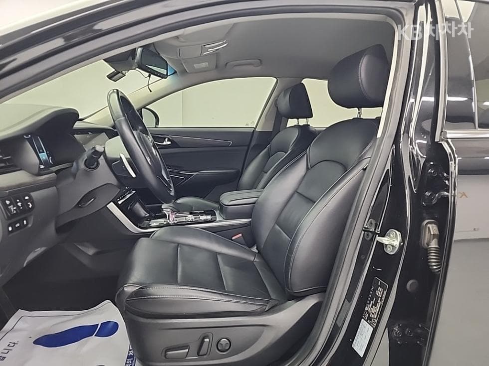 Киа K7 Premiere Хибрид2.4 HEV Noblesse - 11