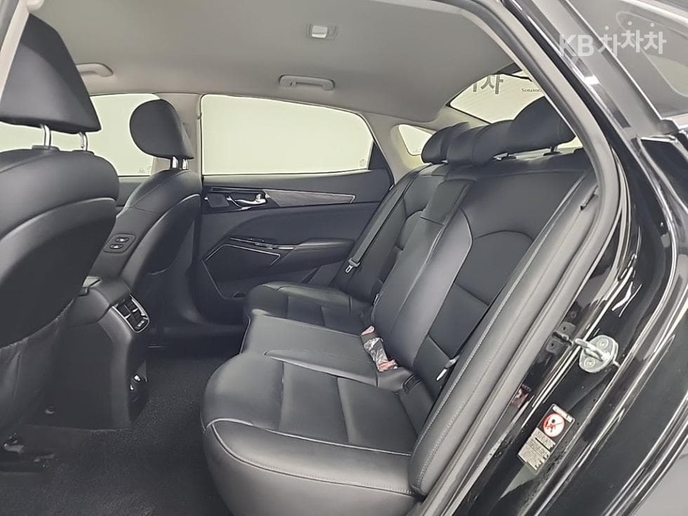 Киа K7 Premiere Хибрид2.4 HEV Noblesse - 12