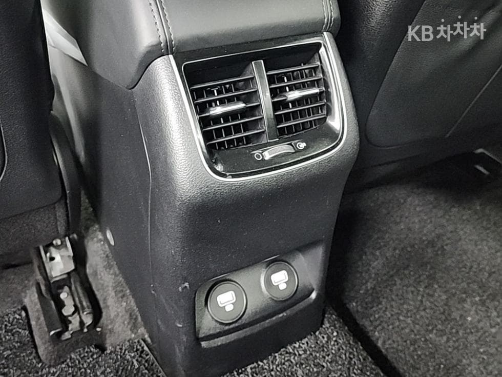 Киа K7 Premiere Хибрид2.4 HEV Noblesse - 14