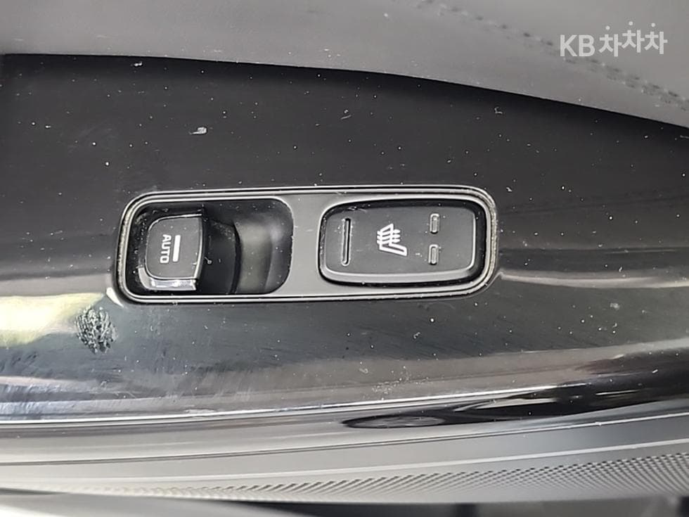Киа K7 Premiere Хибрид2.4 HEV Noblesse - 15