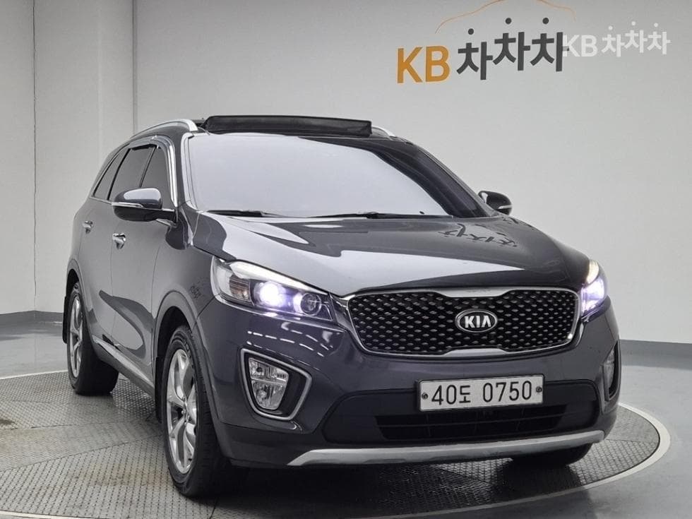 Kia All NewSorentoDiesel 2.2 2WD Prestige - 2