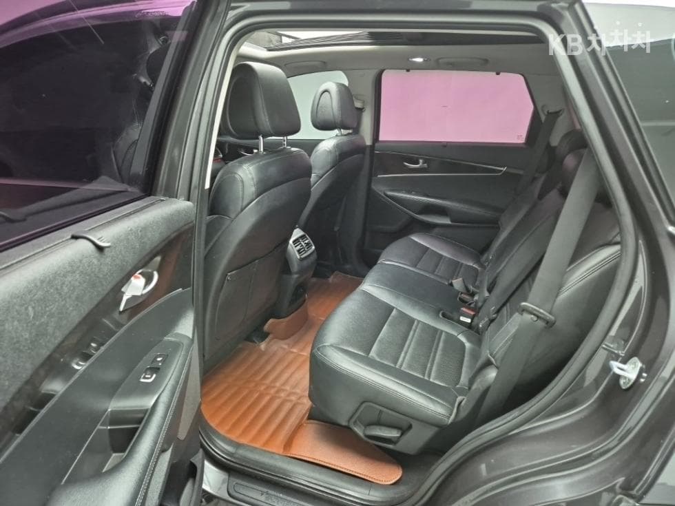 Kia All NewSorentoDiesel 2.2 2WD Prestige - 9