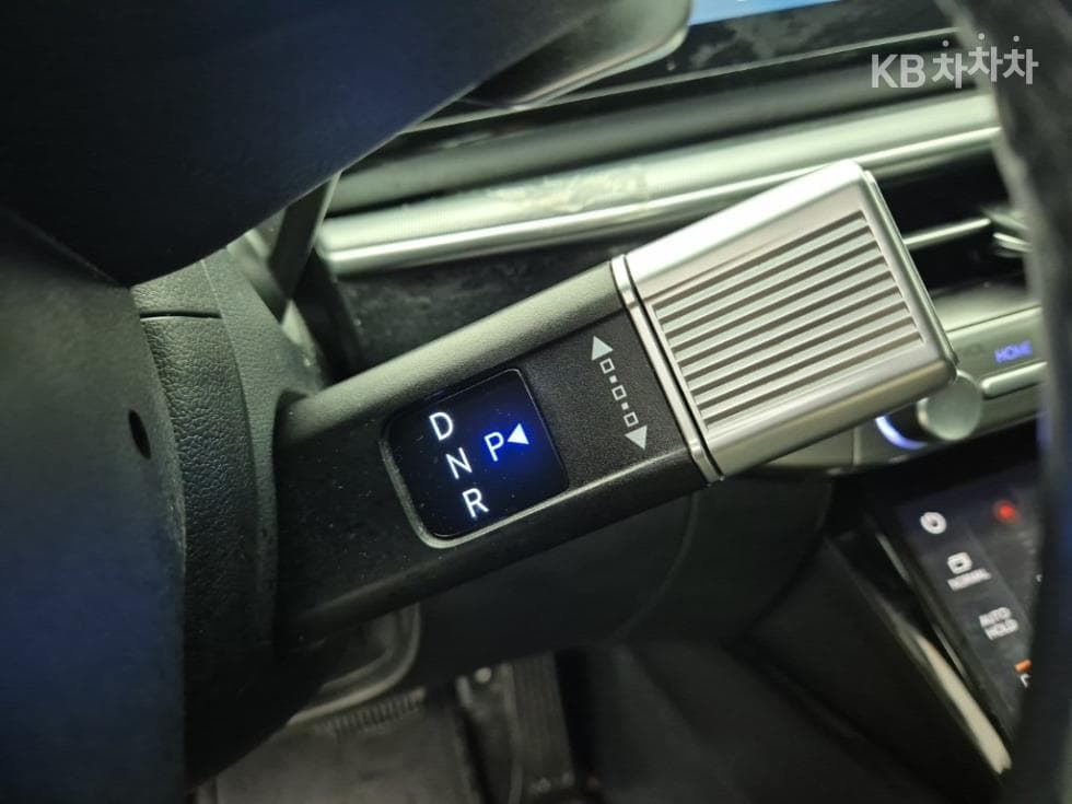 Hyundai The All New Grandeur (Azera)3.5 LPG 택시 High-end Type - 8