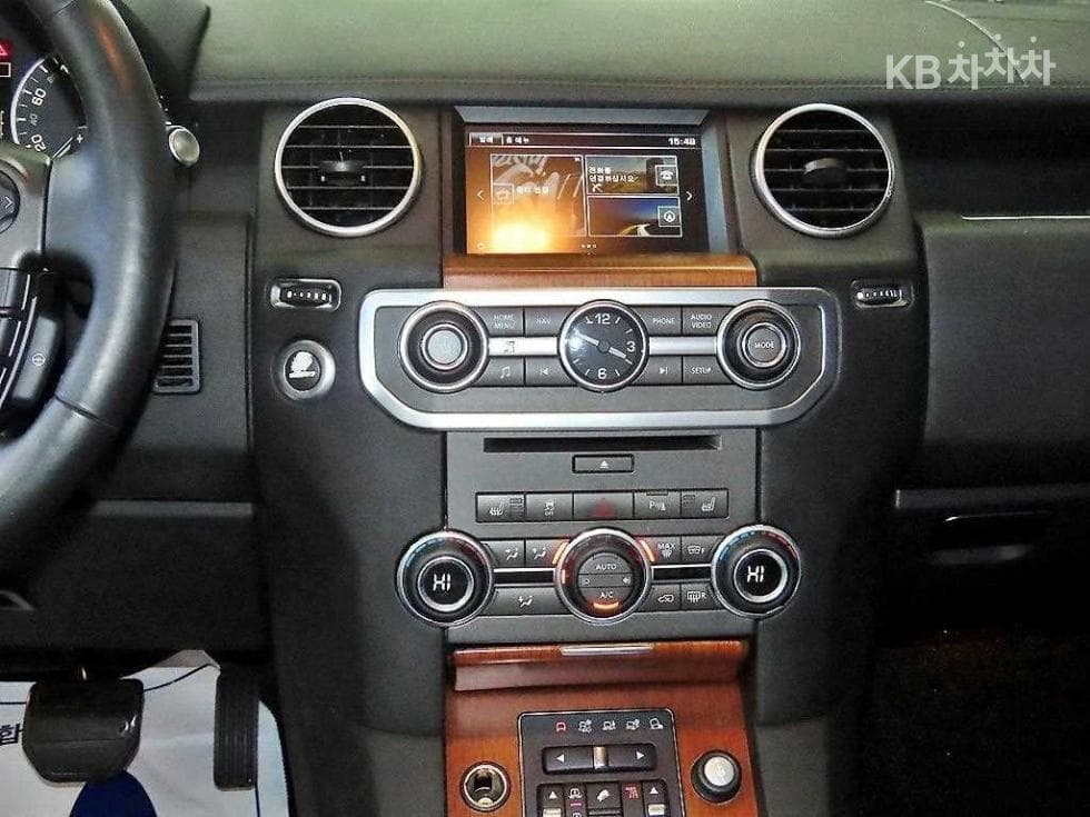 Land Rover 디스커버리43.0 SDV6 SE - 11