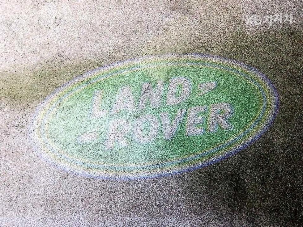 Land Rover 디스커버리43.0 SDV6 SE - 13