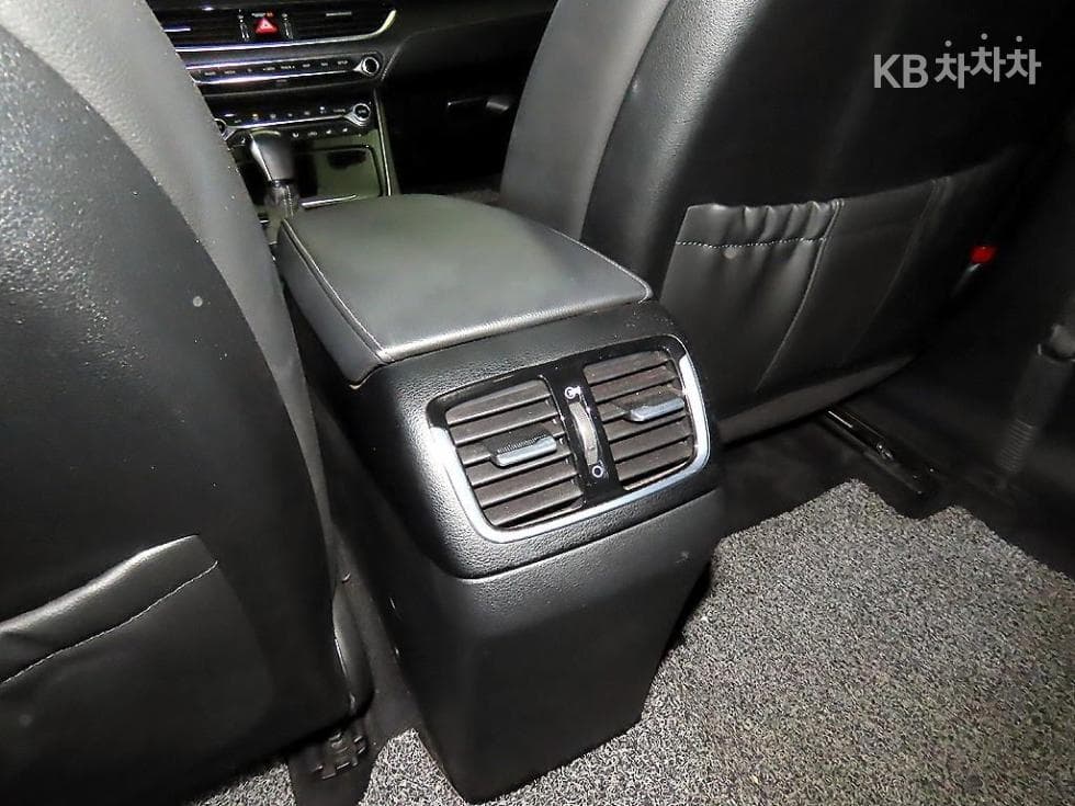 Hyundai Grandeur (Azera)IGDiesel 2.2 Modern Standard - 18