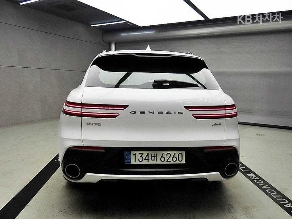 Дженезис GV70Бензин 2.5T AWD - 3