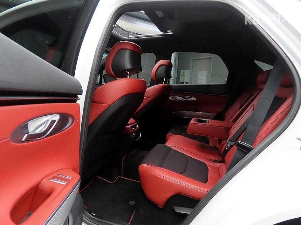 Дженезис GV70Бензин 2.5T AWD - 6