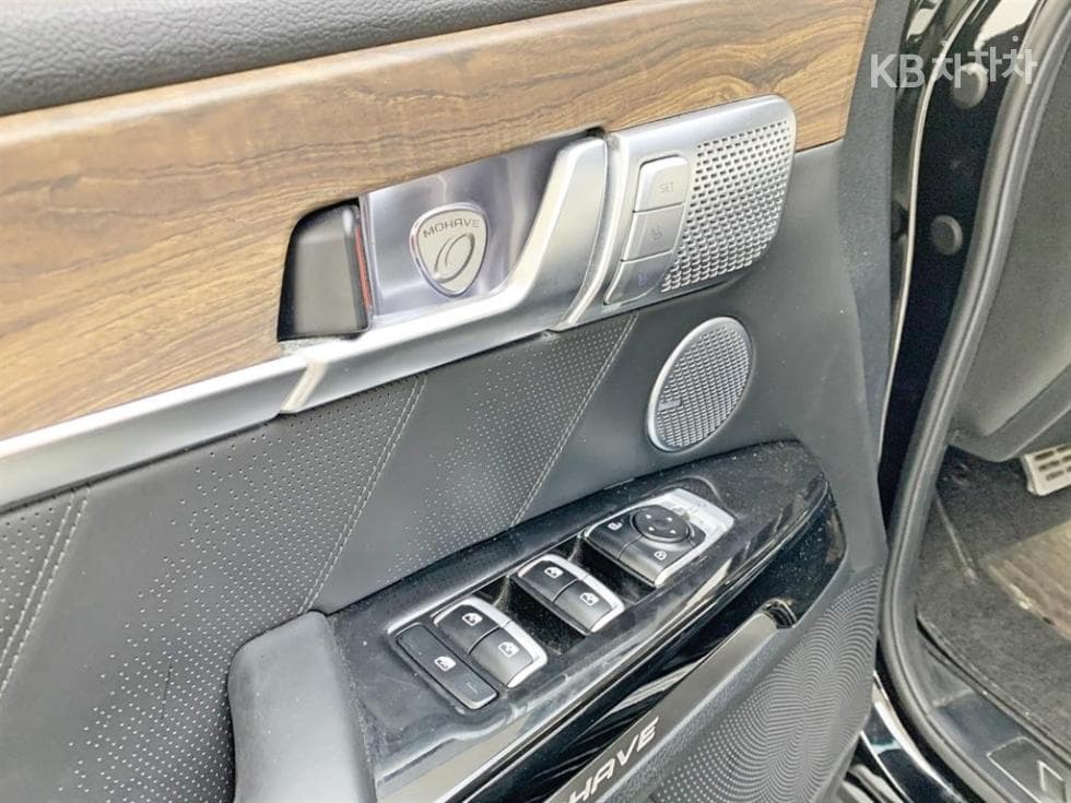 Kia Mohave 더마스터3.0 Diesel 4WD Masters - 17