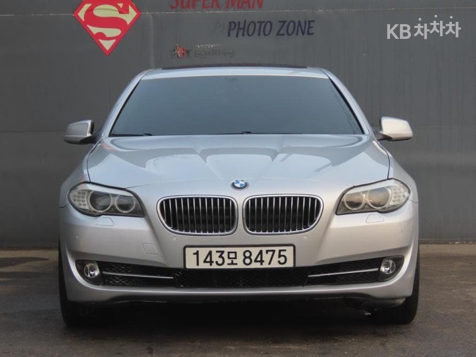 BMW New5 Series525d xDrive F10 - 2