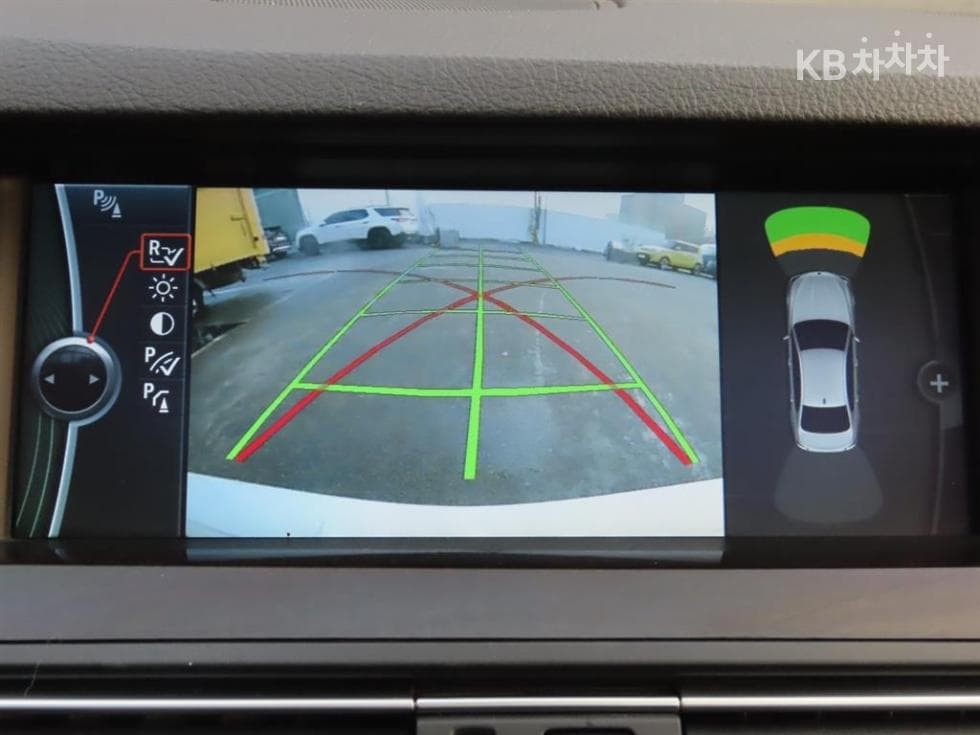 BMW New5 Series525d xDrive F10 - 19
