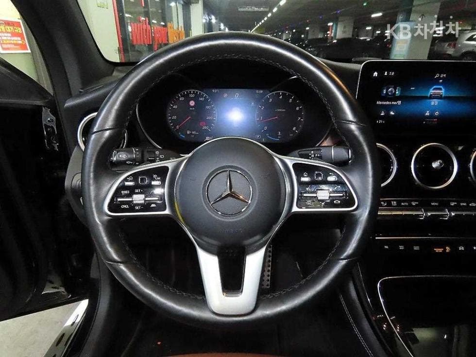 Mercedes-Benz GLC(X253)300 4Matic Premium - 8
