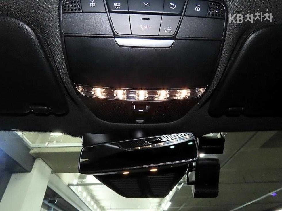 Mercedes-Benz GLC(X253)300 4Matic Premium - 13