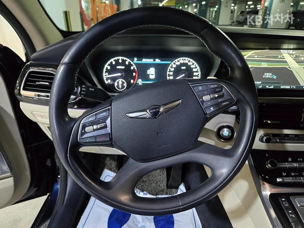 Genesis EQ9003.3 T-GDI AWD Premium Luxury - 8