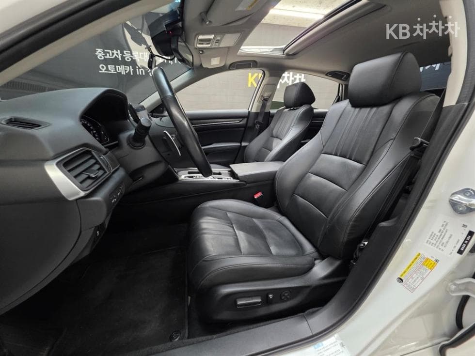 혼다 어코드 10세대Hybrid 2.0 Touring - 15