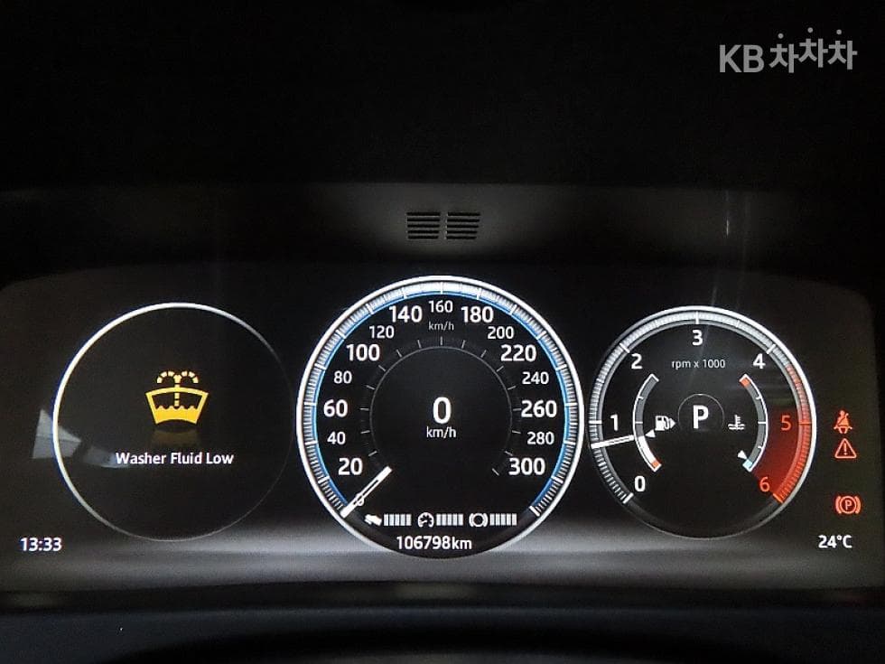 Jaguar All New XF2.0d Portfolio - 8