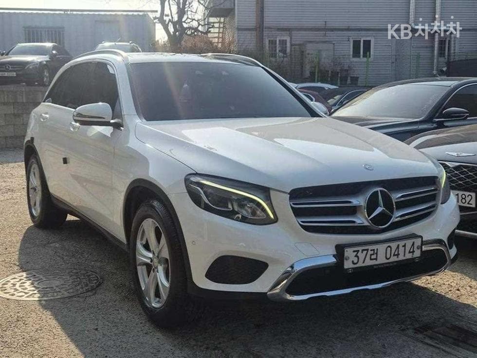 Mercedes-Benz GLC(X253) 220 d 4Matic Standard - Image 1