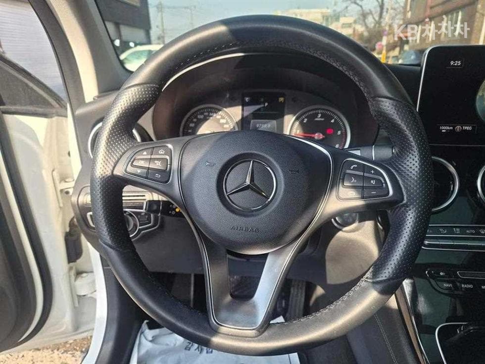 Mercedes-Benz GLC(X253)220 d 4Matic Standard - 8