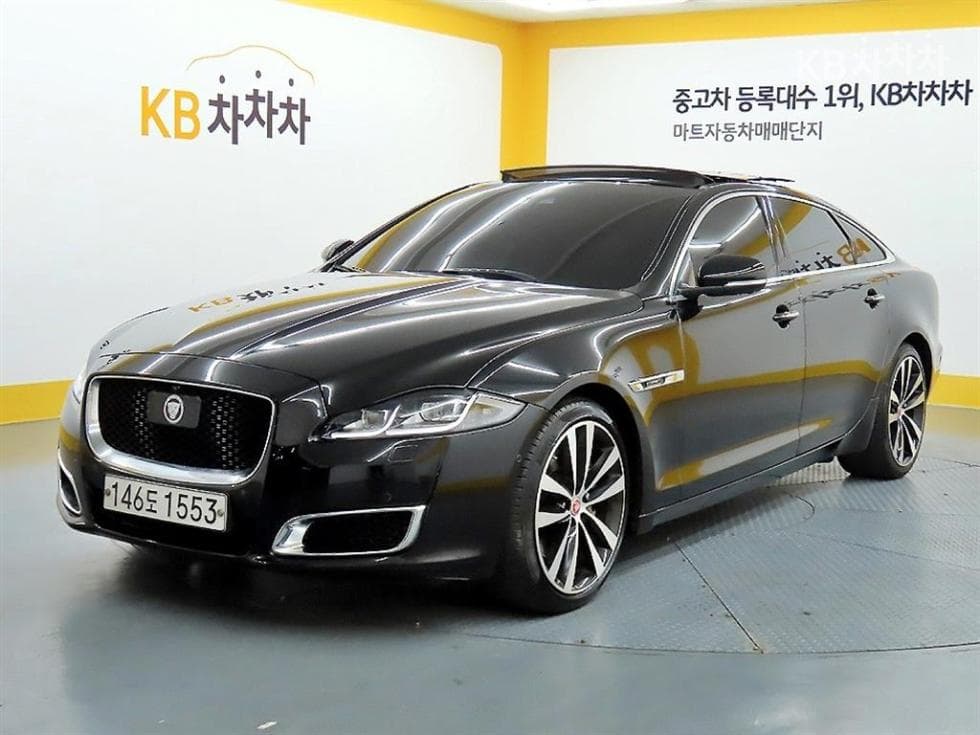 Jaguar All New XJ 3.0D Premium Luxury LWB X351 - Image 1