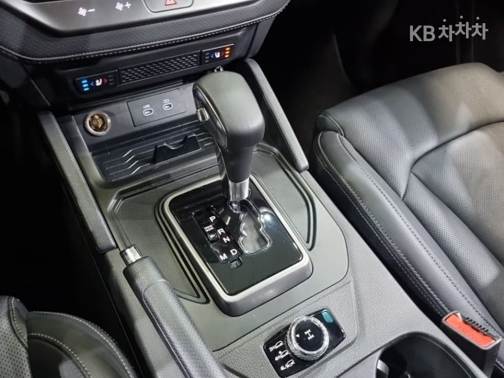 КейДжи Мобилити Нов Rexton 스포츠2.2 AWD 쿨멘 와일드 Plus - 12