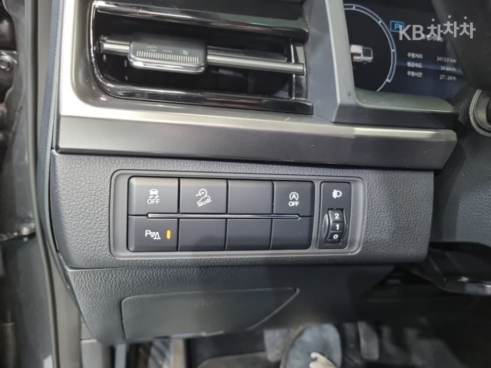КейДжи Мобилити Нов Rexton 스포츠2.2 AWD 쿨멘 와일드 Plus - 14