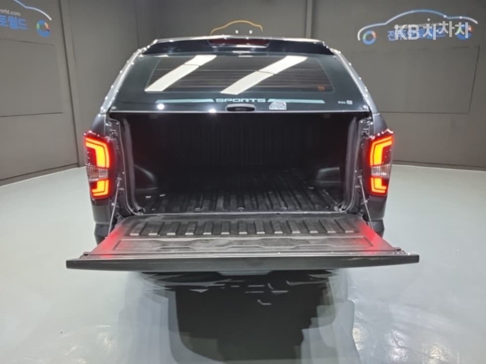 КейДжи Мобилити Нов Rexton 스포츠2.2 AWD 쿨멘 와일드 Plus - 19