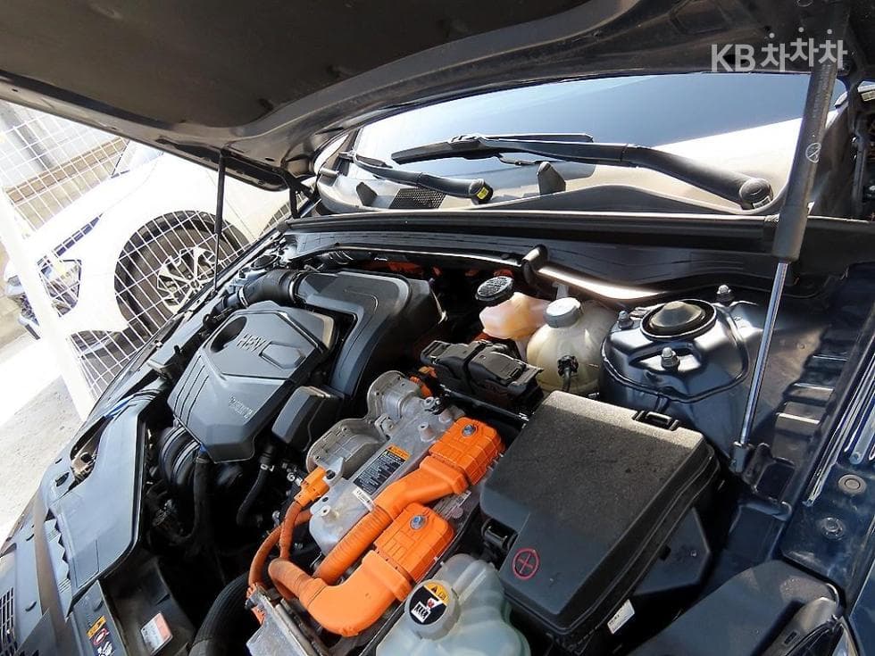 Kia K5 Hybrid 3rd Gen2.0 HEV Signature - 19