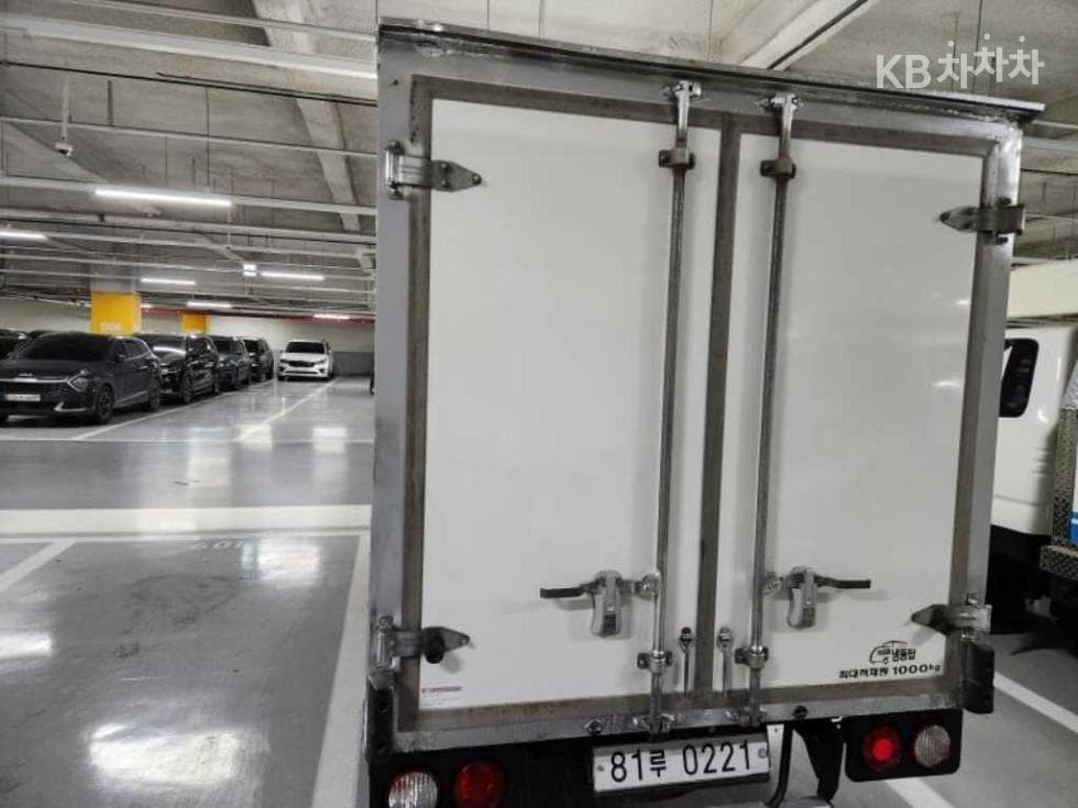 Kia Bongo 3 (light truck)1 Ton 냉동Top (Cargo)차 Extra Long 표준형 King Cab Luxury - 3