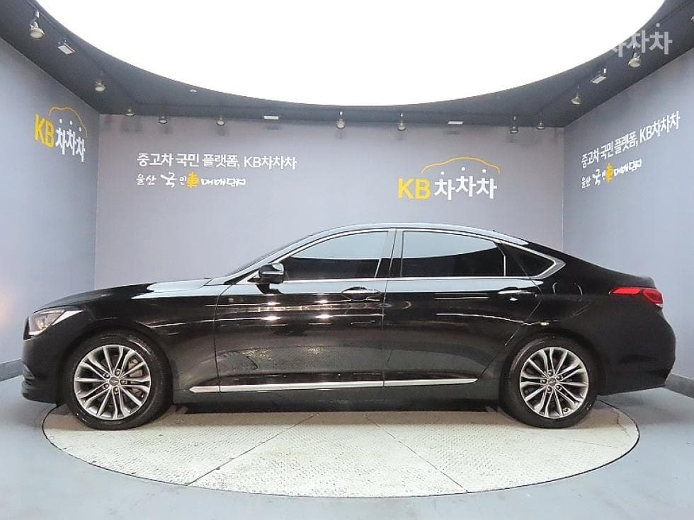 Хюндай ДженезисDHG330 Premium AWD - 5