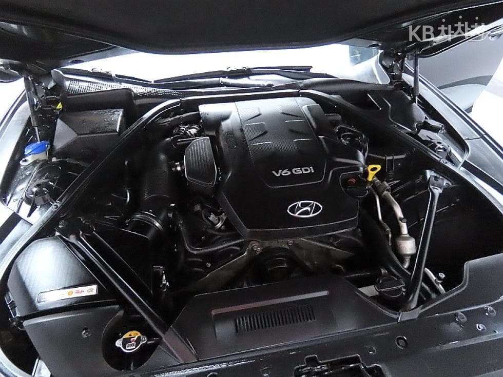 Хюндай ДженезисDHG330 Premium AWD - 7