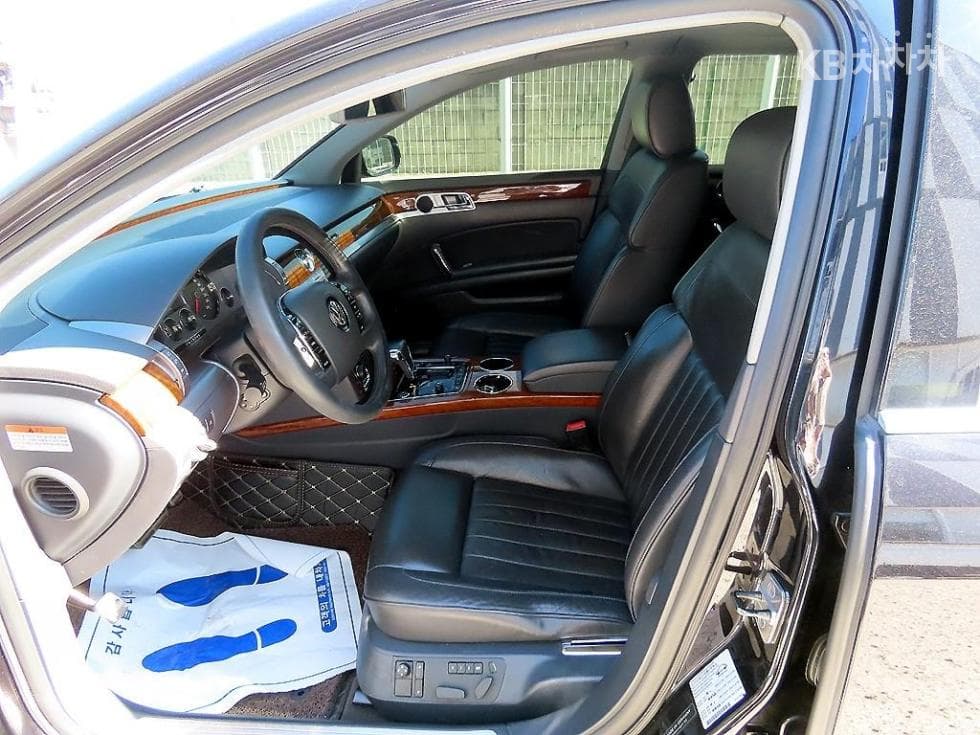 Volkswagen 페이Ton3.0 Turbo Diesel Injection V6 Diesel - 5