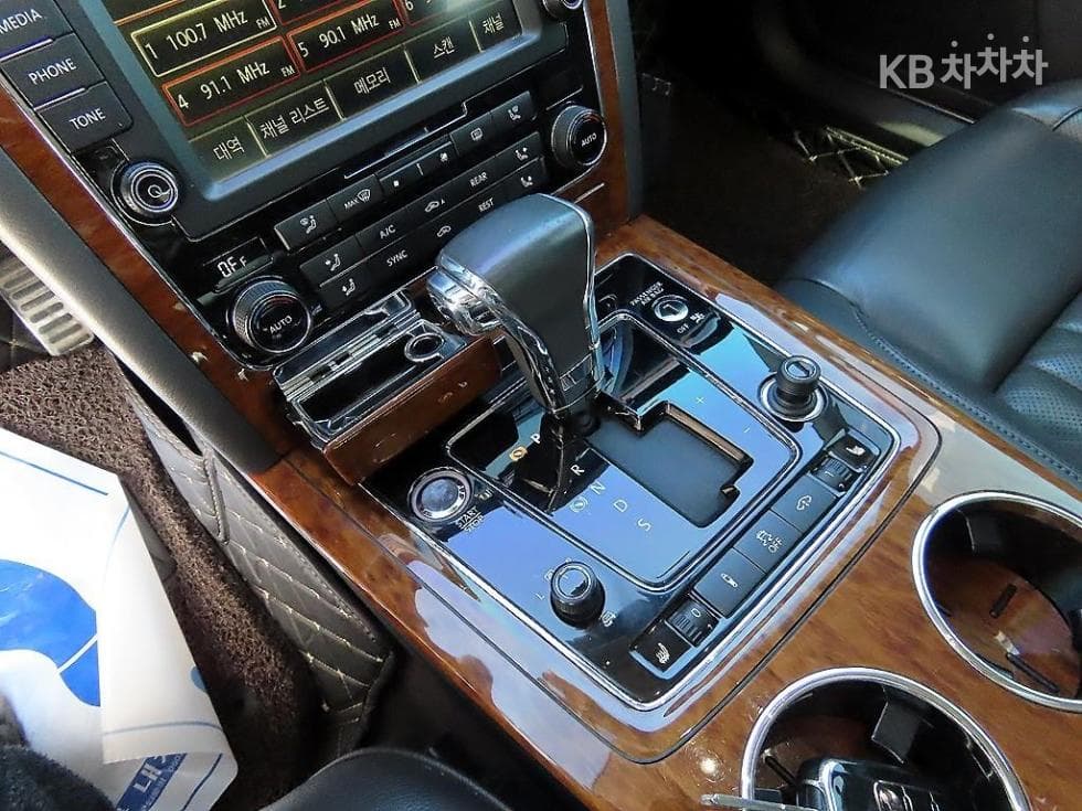 Volkswagen 페이Ton3.0 Turbo Diesel Injection V6 Diesel - 10