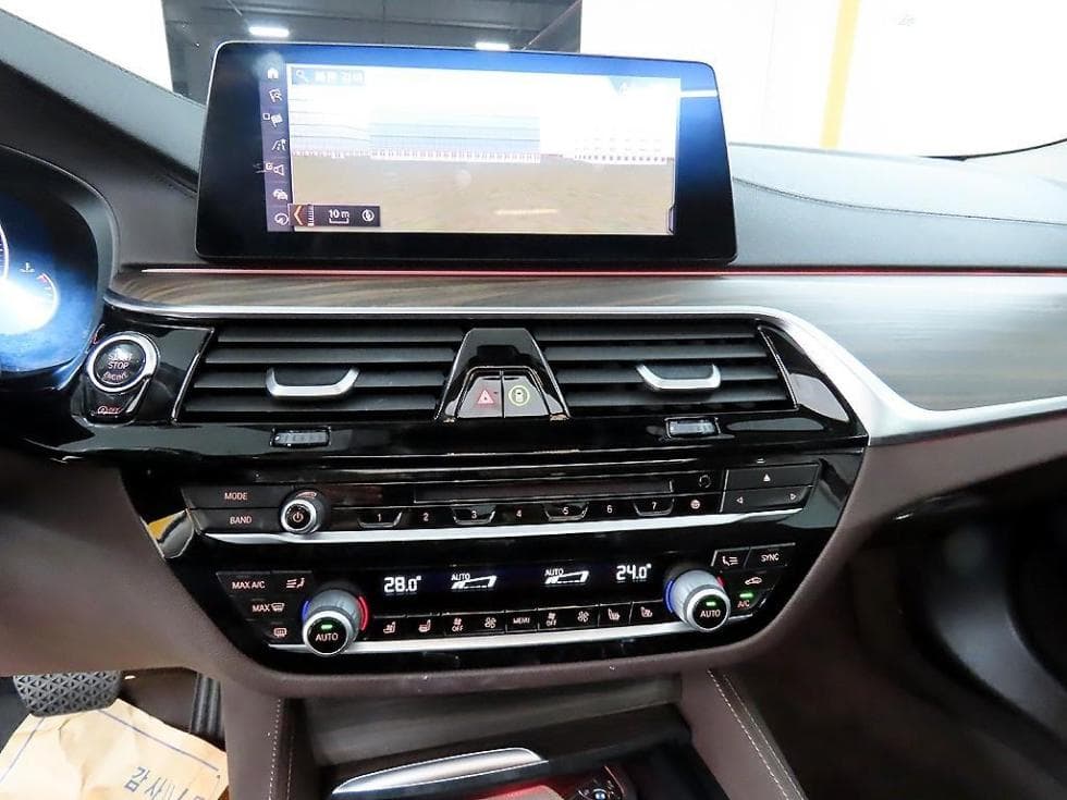 BMW 올New5 Series (G30)520d xDrive Luxury Plus - 13