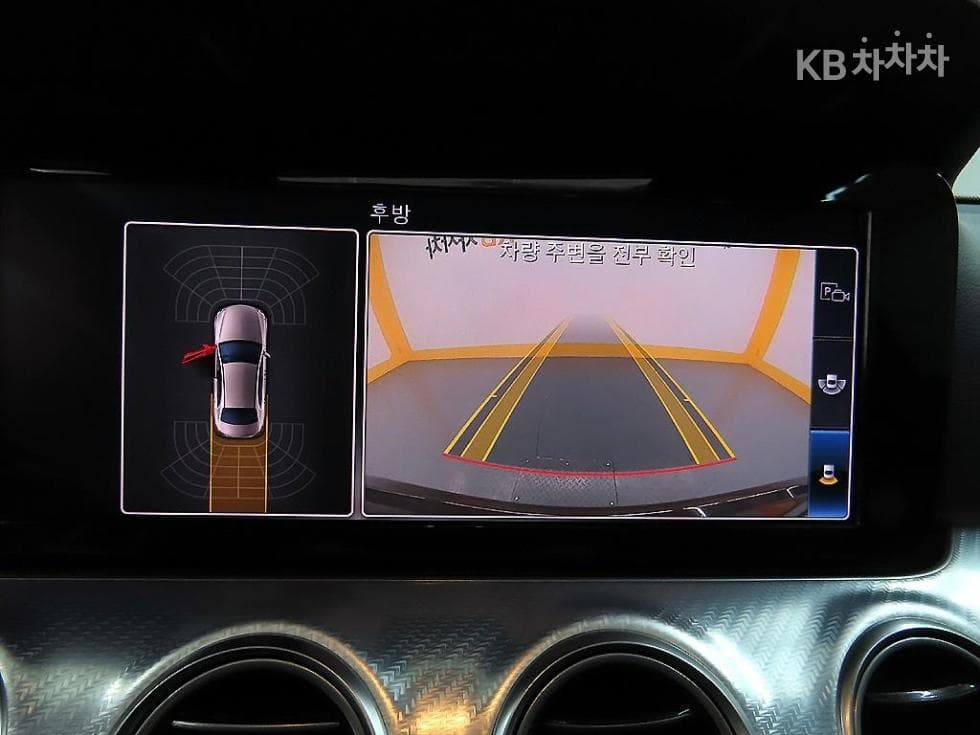 Mercedes-Benz E-Class (W213)E250 Avantgarde - 16