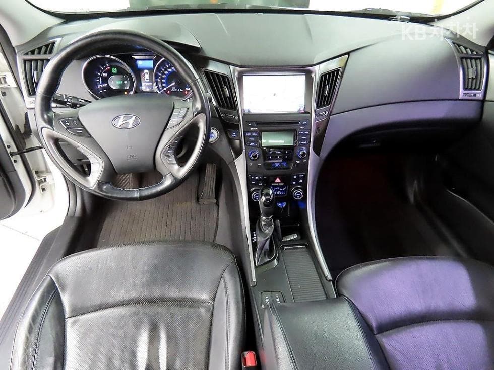 Hyundai Sonata Hybrid2.0 Modern - 7