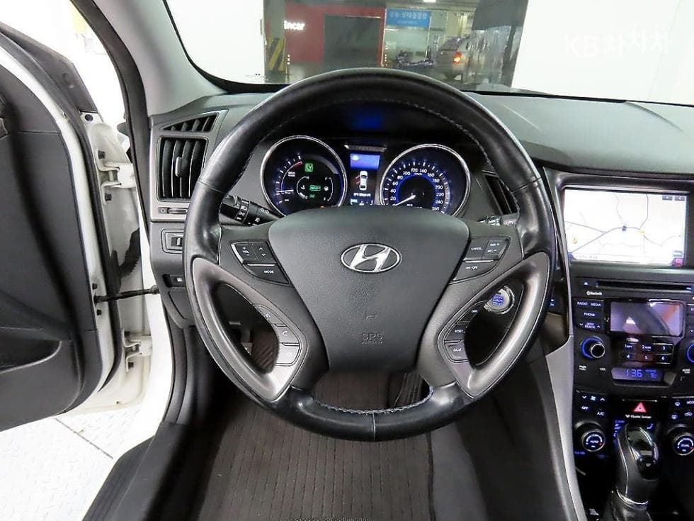 Hyundai Sonata Hybrid2.0 Modern - 9