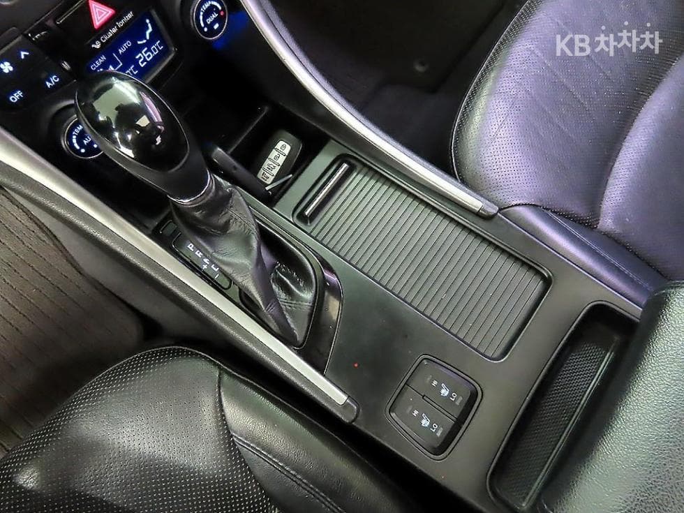 Hyundai Sonata Hybrid2.0 Modern - 10