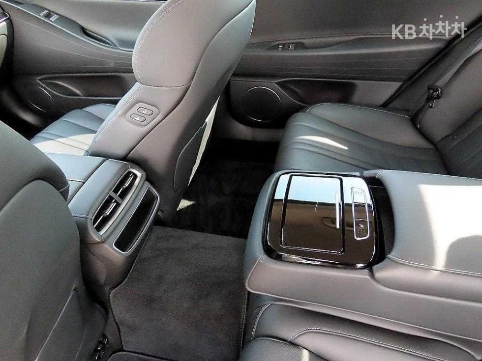 Genesis G80(RG3)2.5 Turbo Gasoline Direct Injection AWD - 17