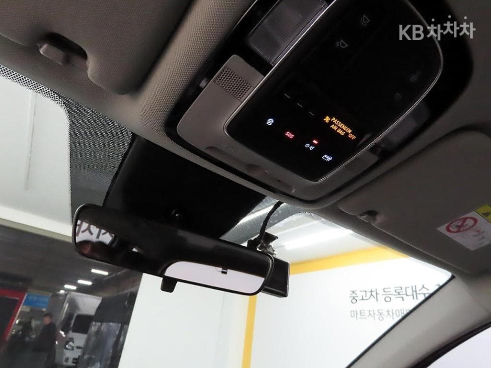 Hyundai The New (facelift) Santa Fe TMGasoline 2.5T 2WD Premium 초이스 - 16