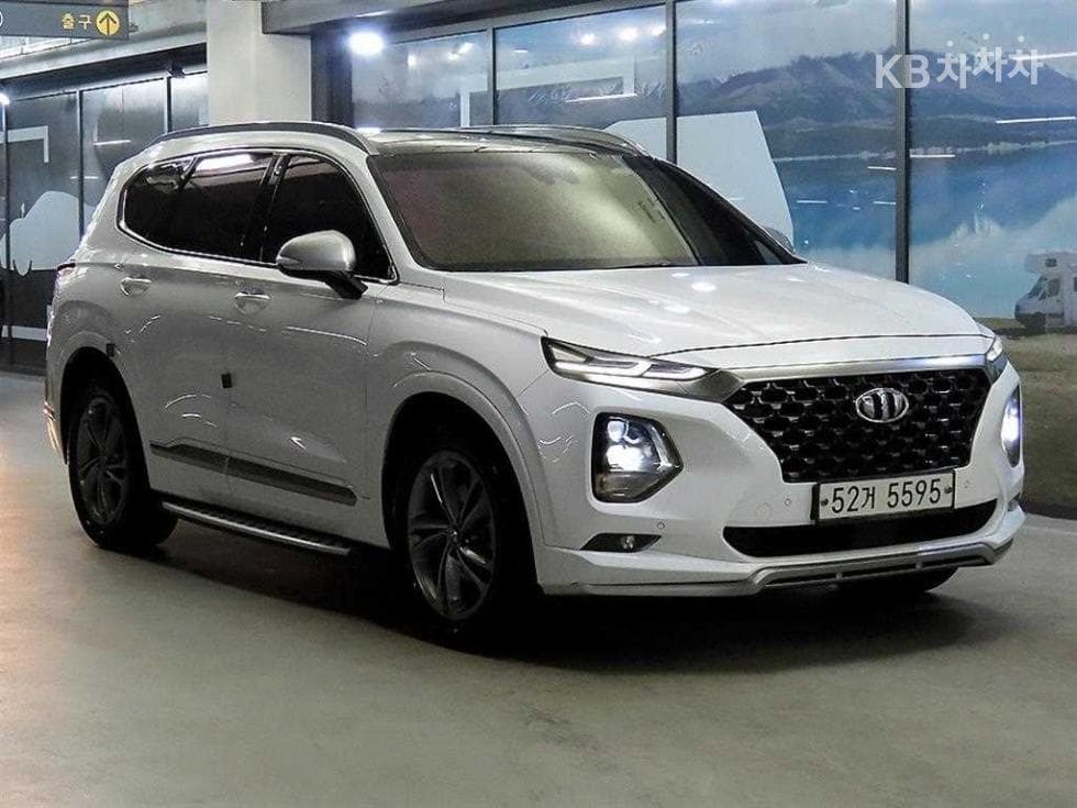 Hyundai Santa Fe TM Diesel 2.2 4WD Inspiration - Image 1