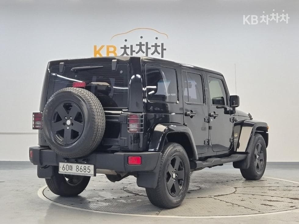지프 랭글러2.8 블랙 에디션 JK - 3