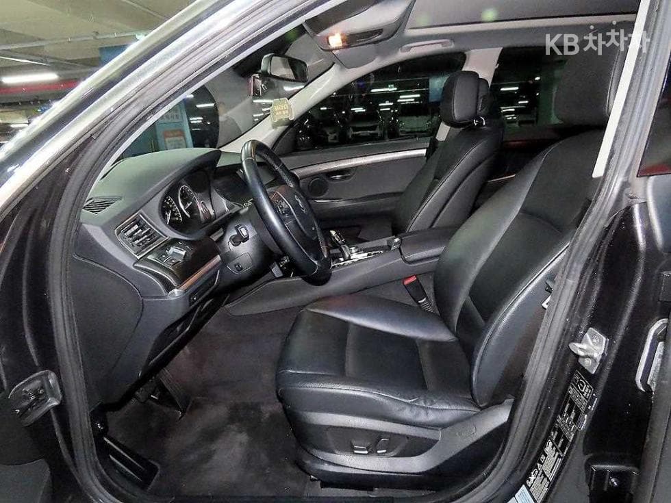 BMW Gran Turismo5 Series GT xDrive F07 - 6