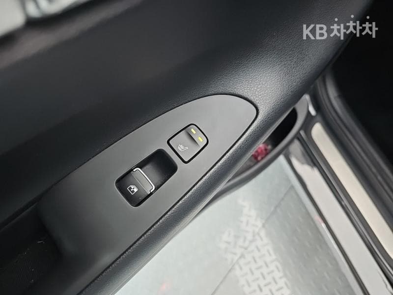 Hyundai The New (facelift) Grandeur (Azera)2.5 Premium - 15