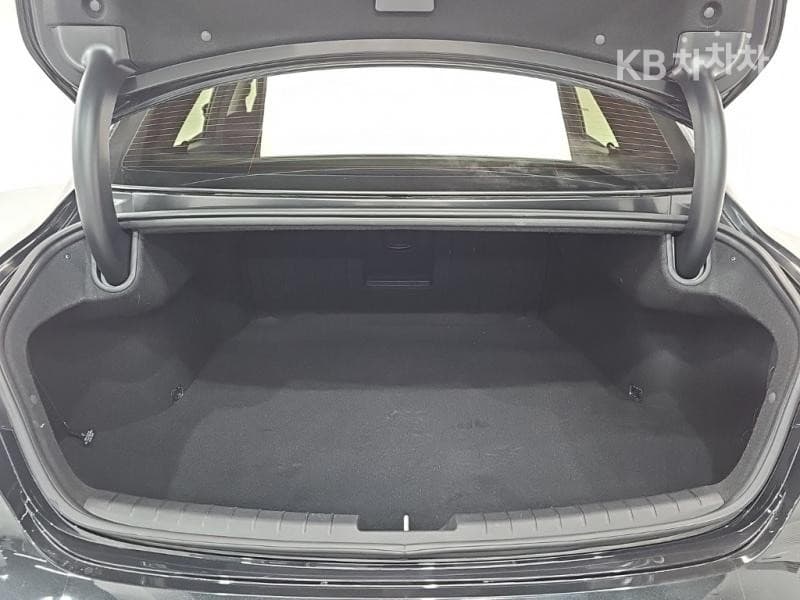 Hyundai The New (facelift) Grandeur (Azera)2.5 Premium - 19