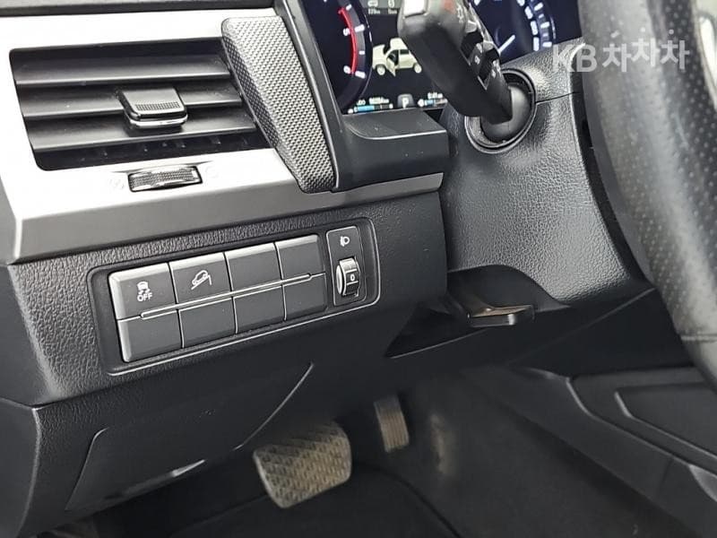 KG Mobility Rexton 스포츠2.2 4WD Prestige - 7